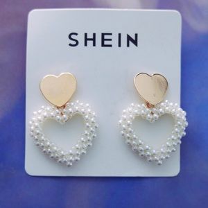 HEART PEARL EARRINGS
